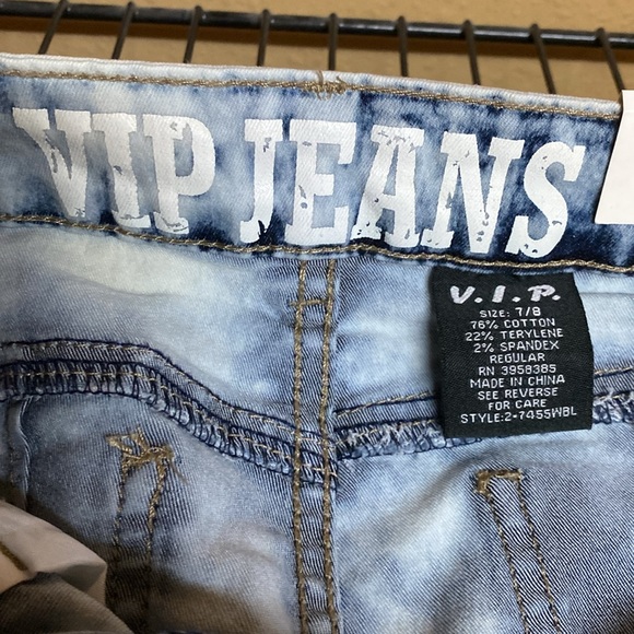 VIP Jeans - Picture 3 of 9